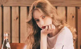 属羊水瓶座女生性格