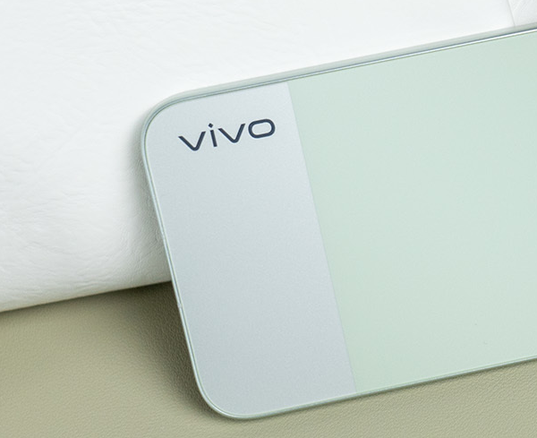 vivo X500系列完成备案 高动态主摄+天玑9600