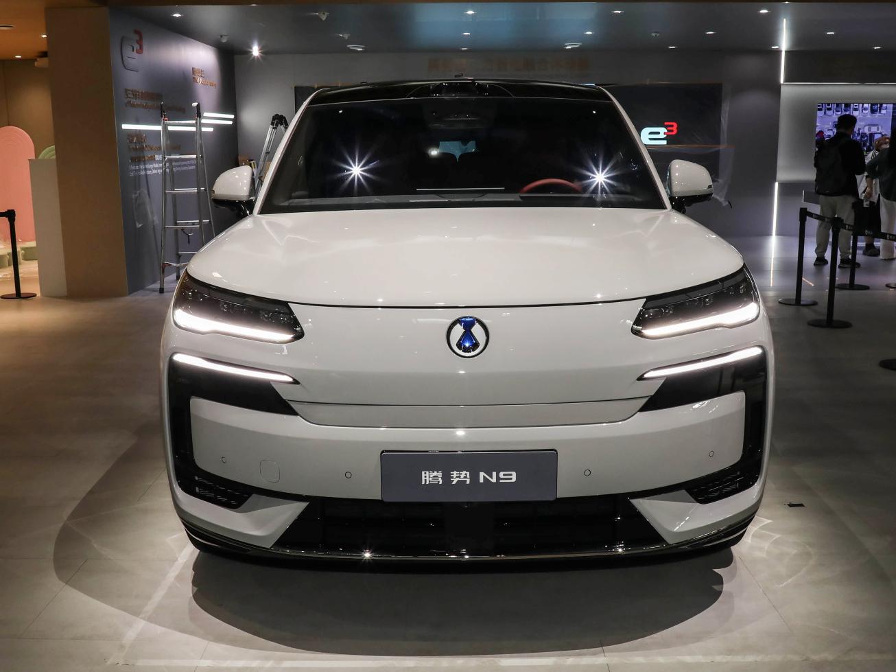 40.98万元起 腾势N9闪充版上市 纯电续航420km