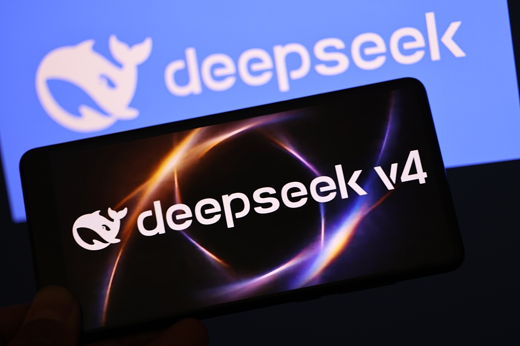 DeepSeek-V4发布！迈入百万上下文时代 华为昇腾超节
