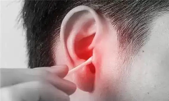 梦见耳朵流血预示着什么？是吉兆还是凶兆
